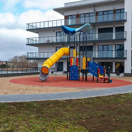 In Near Sandy Beach, Cleaning Included Appartamento