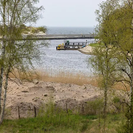 In Near Sandy Beach, Cleaning Included Appartamento